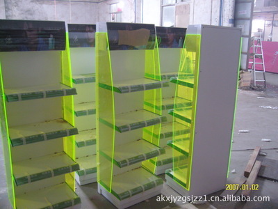 定制化展示，點(diǎn)亮品牌魅力——廣州市澳科新紀(jì)元專業(yè)打造化妝品展示柜